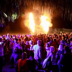 kohtao_nightlife_mayabeach_party